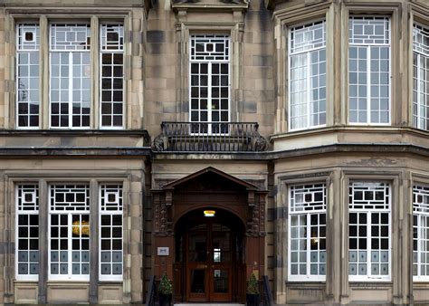 B+B Edinburgh .